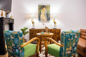 Palace district luxury apartment